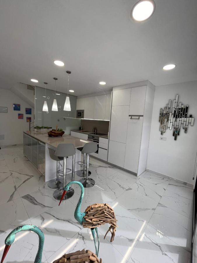 Apartamentos Rosa De Abril Teia Luaran gambar