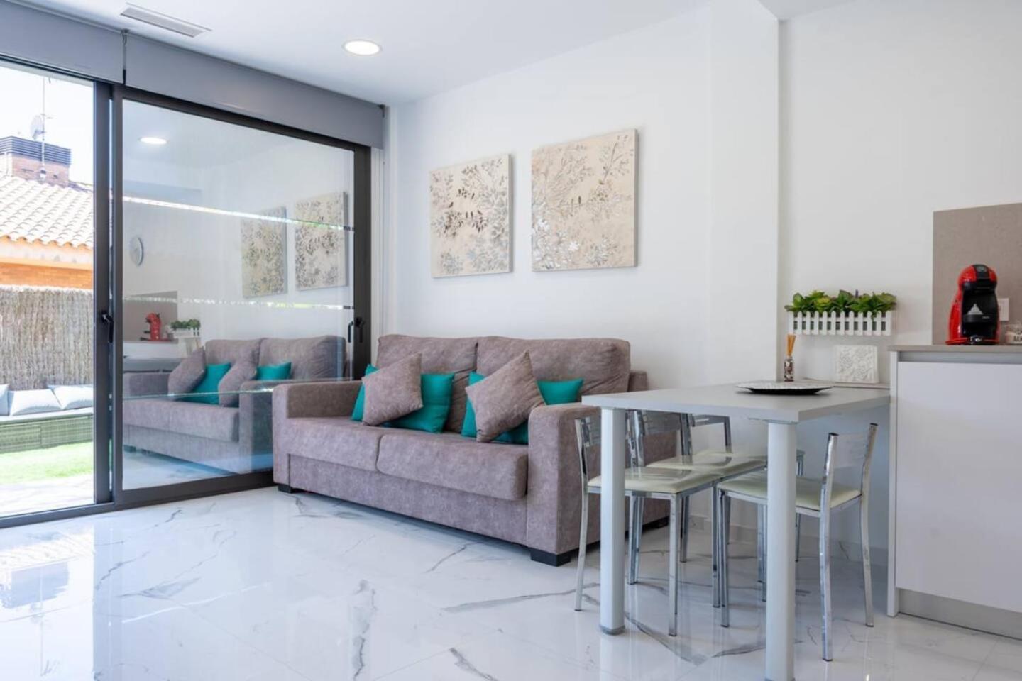 Apartamentos Rosa De Abril Teia Luaran gambar
