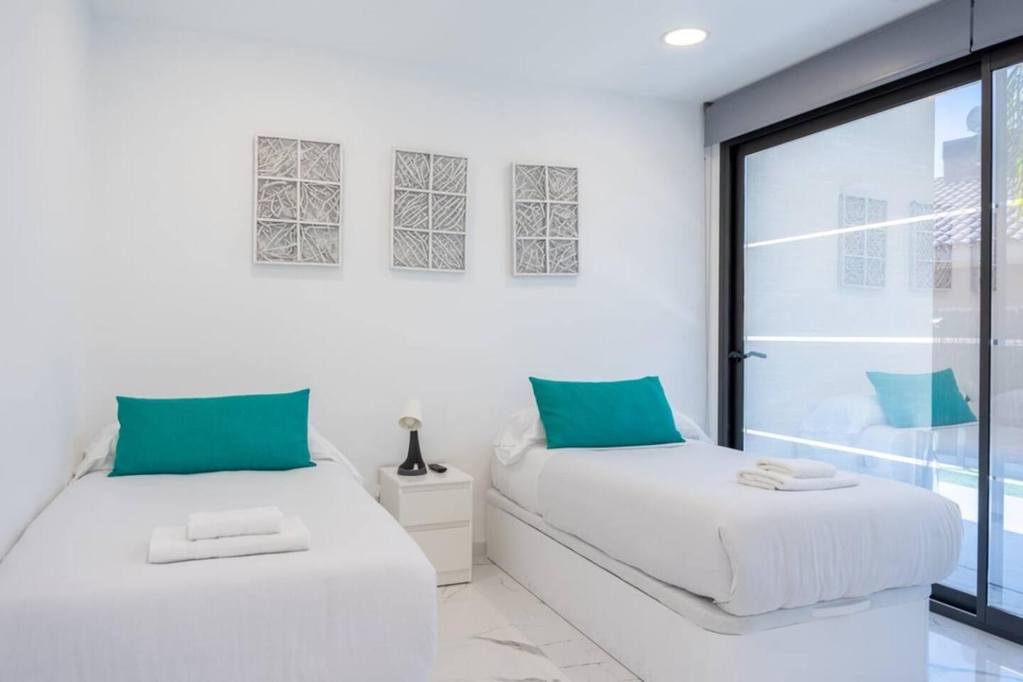 Apartamentos Rosa De Abril Teia Luaran gambar