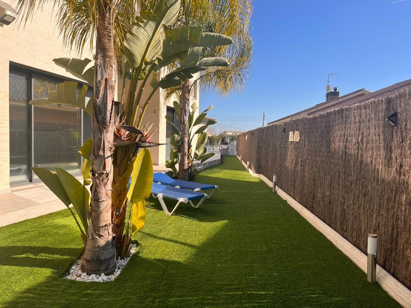 Apartamentos Rosa De Abril Teia Luaran gambar